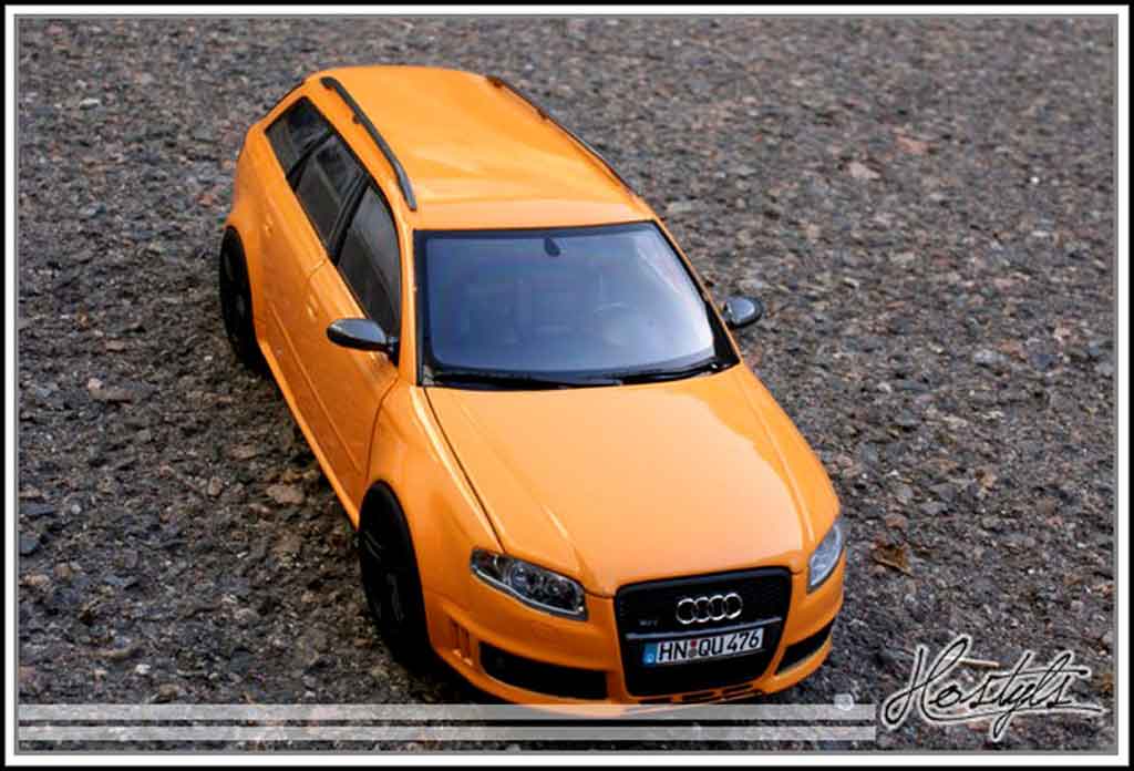 Miniature Audi RS4 1/18 Kyosho B7 On BBS 