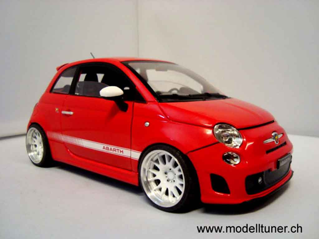 Fiat 500 Abarth 07 miniature auto horloge