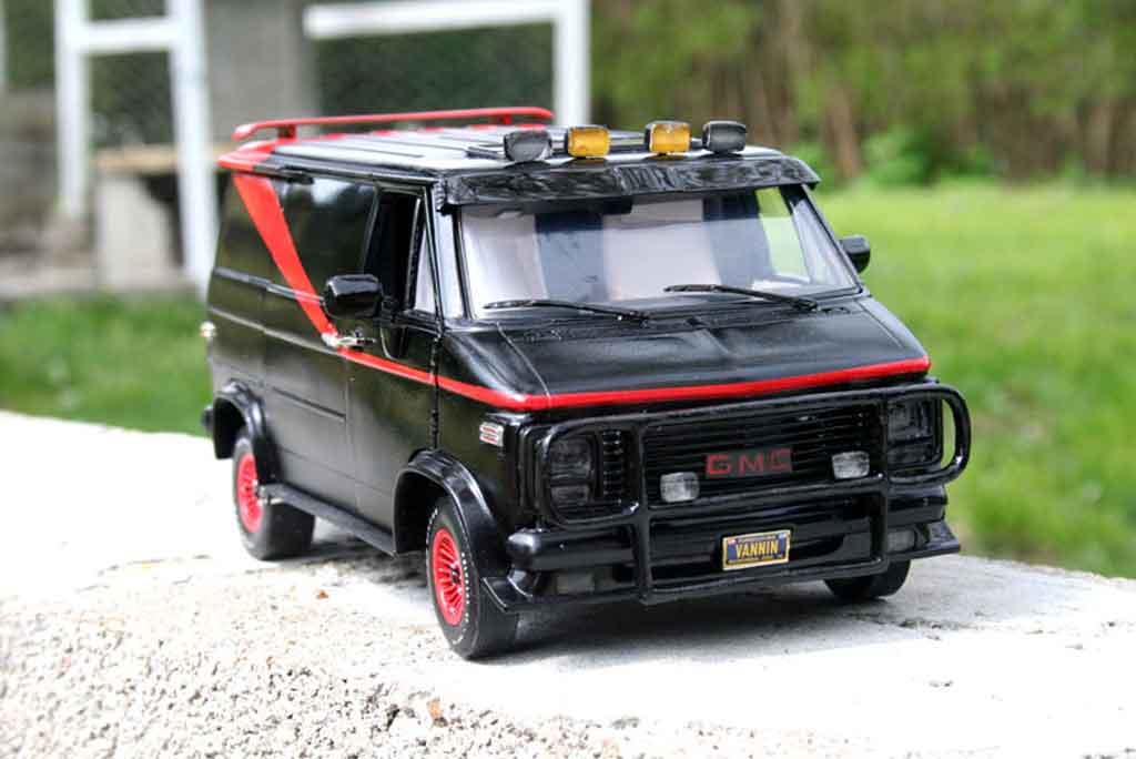 The A-Team (L'Agence Tous Risques) - MPC ERTL - maquette plastique échelle  1/25ème Van GMC de Barracuda